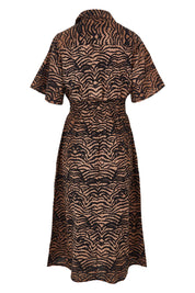 Product shot of the Belle Printed Cotton Shirred Dress With Pockets in colour Blackcamel (Black), from the back