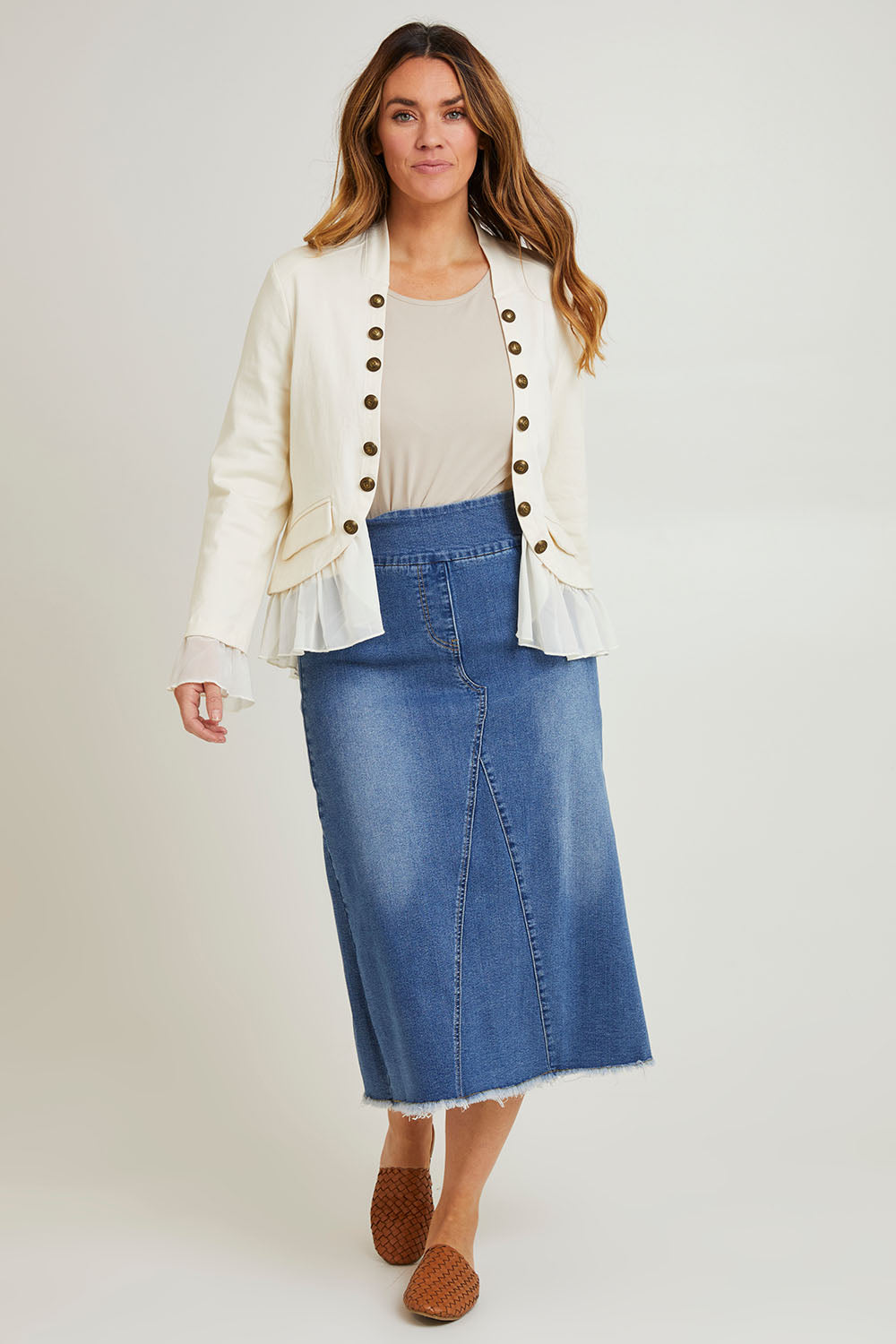 Model Laura wearing size 14 of the Commander Of Love Jacket in colour Ecru, from the front, showing the whole outfit