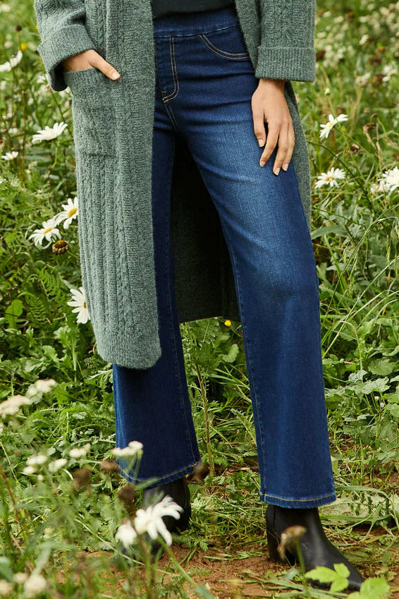 BOHO-1087_Darkdenim_Model_tegand_10_Full_2_20250913_L_2048x2048_6c7e716e-3b96-4734-92a7-cd388a5b23a3.webp
