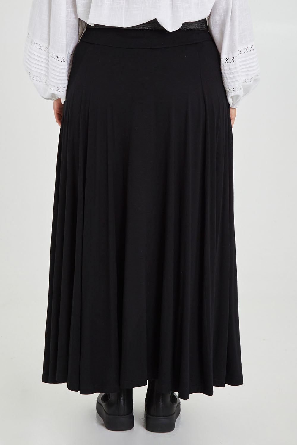 Preloved Lovestruck Swinging Maxi Skirt - Black