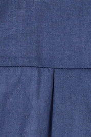 Product shot of the Relaxed Elegance Boyfriend Shirt in colour Inknavy (Blue), detail