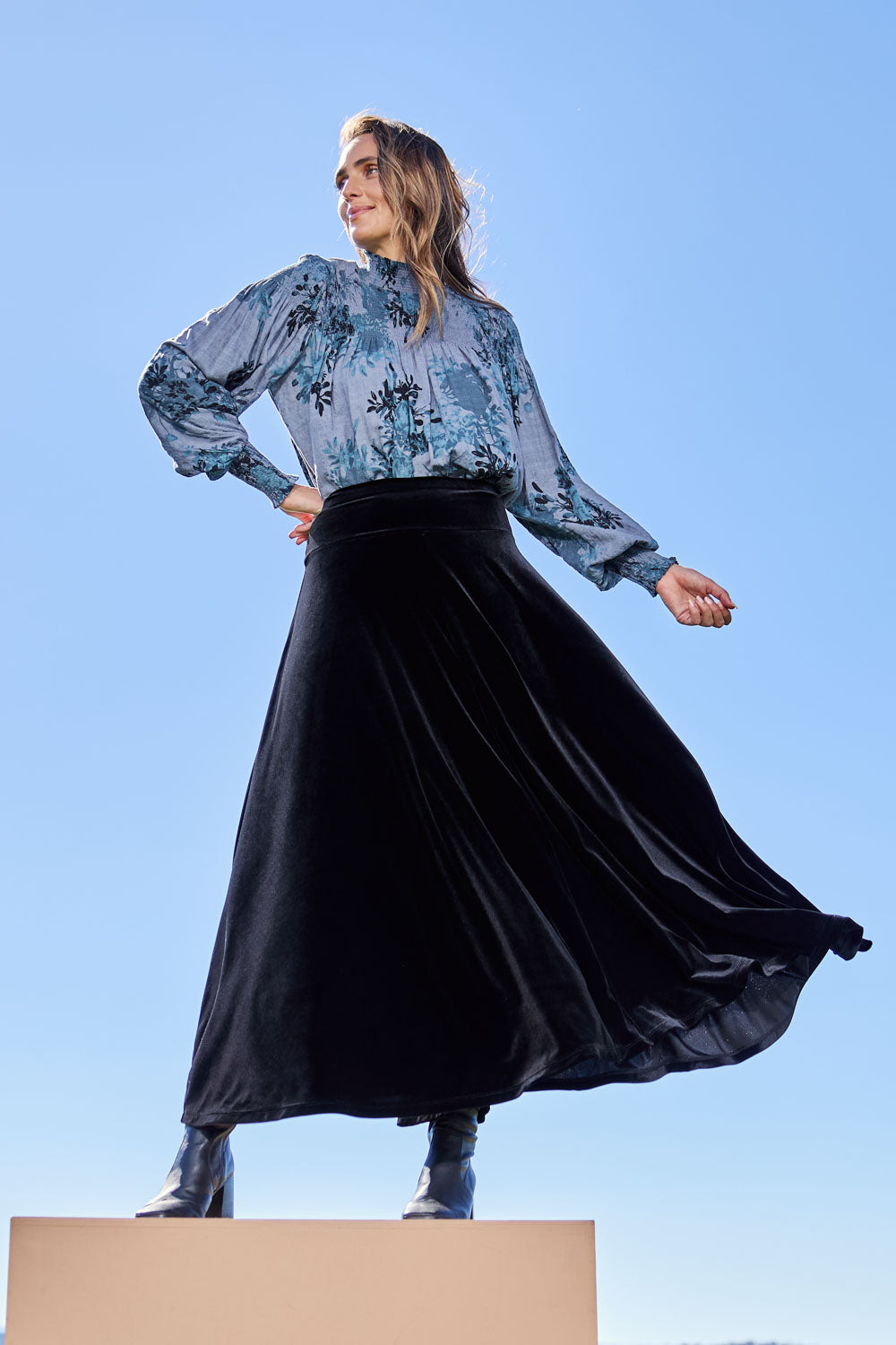 Love By Candlelight Velvet Skirt – Black