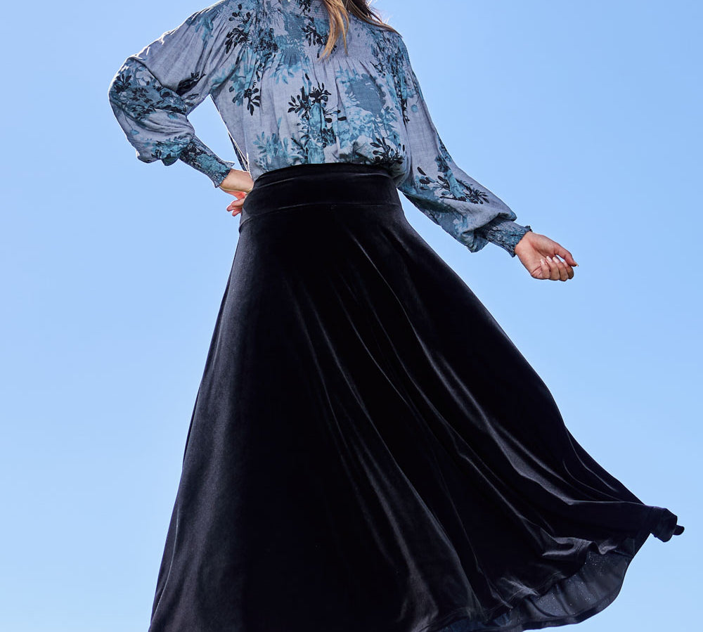 BOHO-1527_Black_Model_tegand_Size_10_Full_0_20260325_l_1.jpg