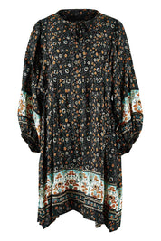 Product shot of the Sunset Dreamer Dress in colour Blkfleur (Black), from the front