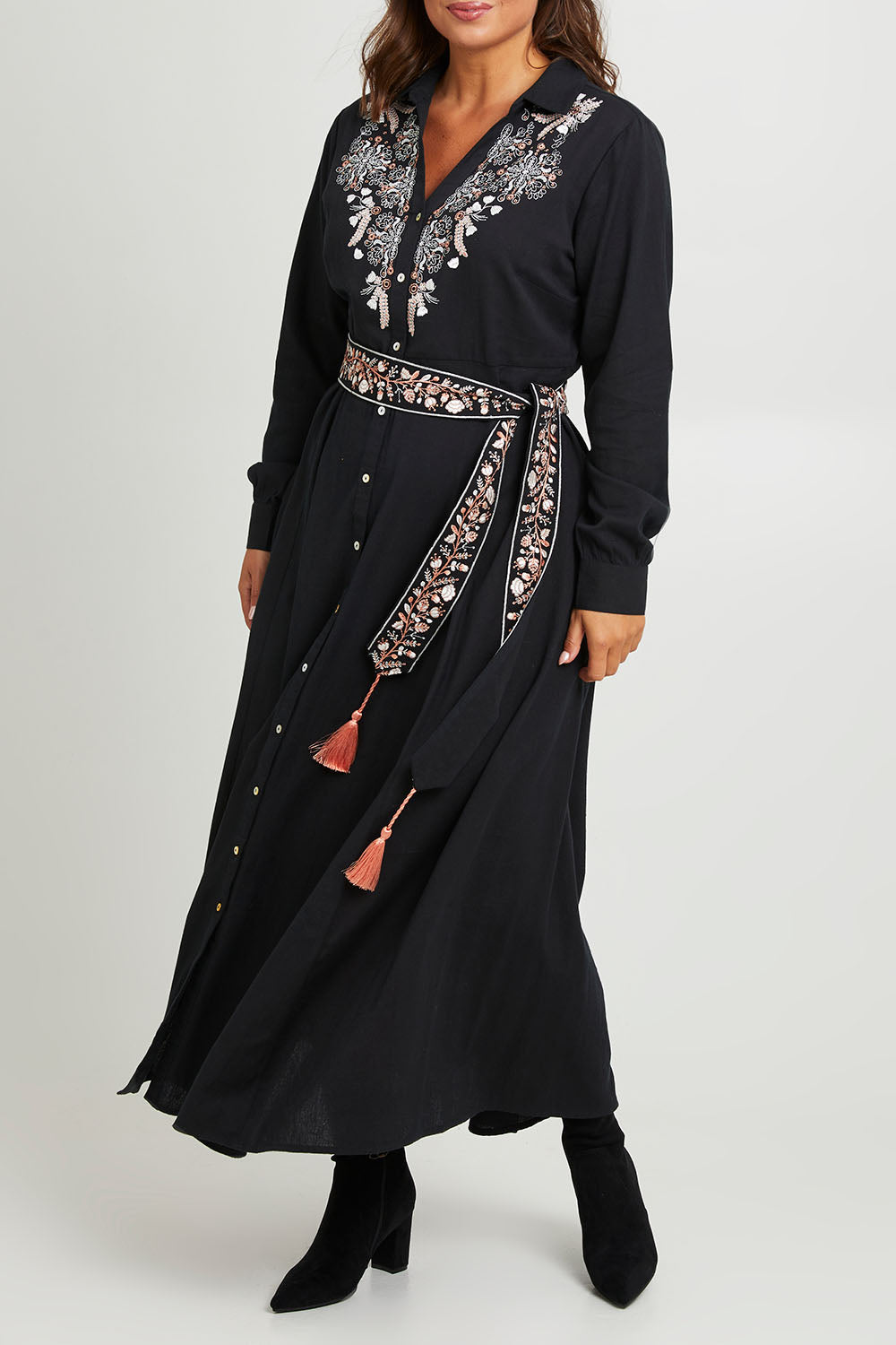 Model Monique wearing size 14 of the State Of Grace Maxi Dress in colour Black (Black), from the front, cropped image