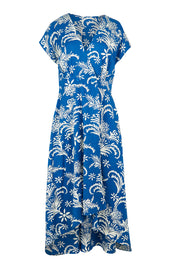 Product shot of the Double Take Wrap Dress in colour Bluefleur (Blue), from the front