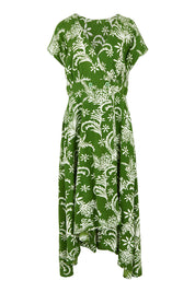 Product shot of the Double Take Wrap Dress in colour Grnfleur (Green), from the front