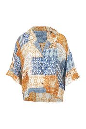 Product shot of the Happy Daze Shirt in colour Bluepatch, from the front