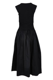 Product shot of the Sweet Intentions V Neck Maxi Dress in colour Black (Black), from the back