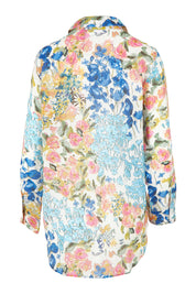 Product shot of the Garden Glory Tab Sleeve Shirt in colour Bluefleur, from the back