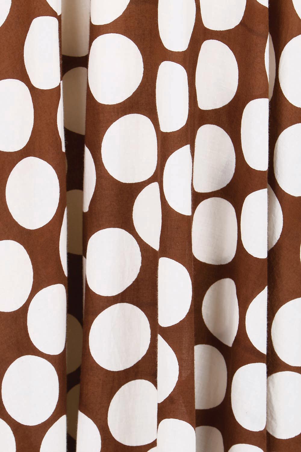 Product shot of the Cocktails And Gardens Cotton Maxi Dress – Chocspot in colour Chocspot, showing detail
