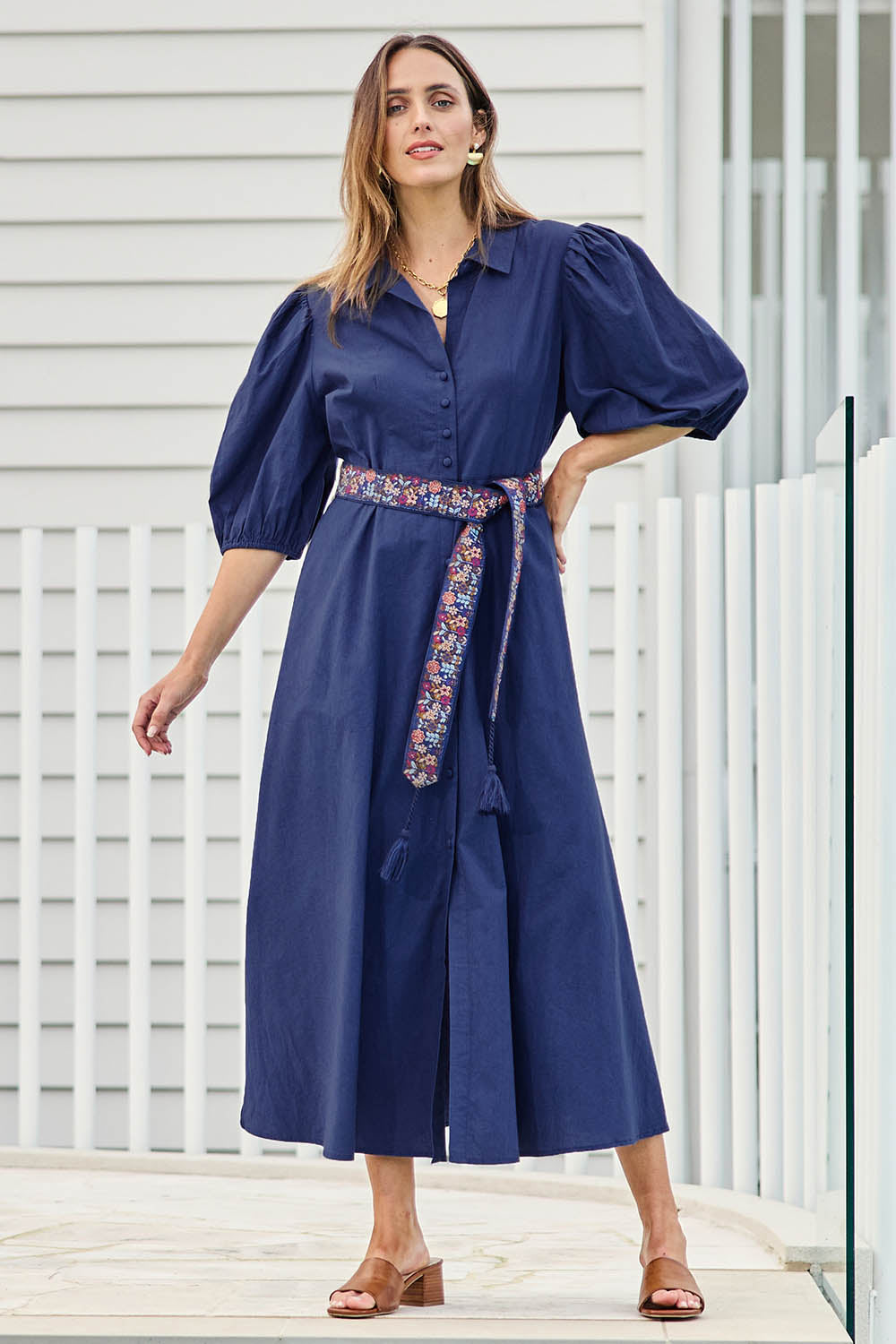 Model Tegand wearing size 10 of the Lunch With The Girls Cotton Poplin Dress – Deepblue in colour Deepblue, from the front