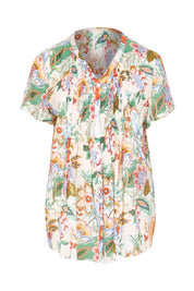 Product shot of the Sunny Day Pleated Short Sleeve Blouse – Fleur in colour Fleur, from the front