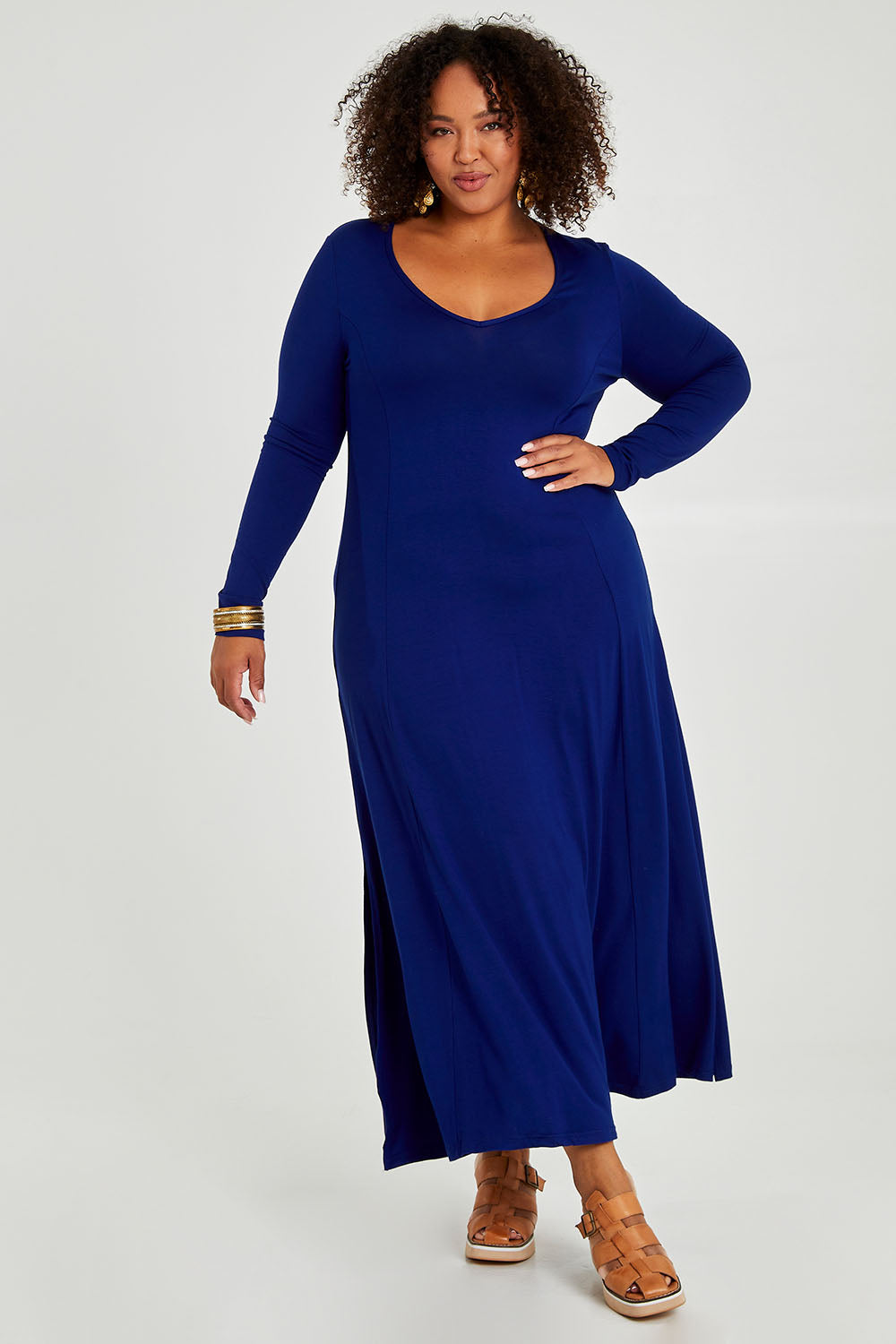 Model Alexis wearing size 16 of the My Faithful Maxi Tee Dress in colour Sapphire (Blue), from the front, showing the whole outfit