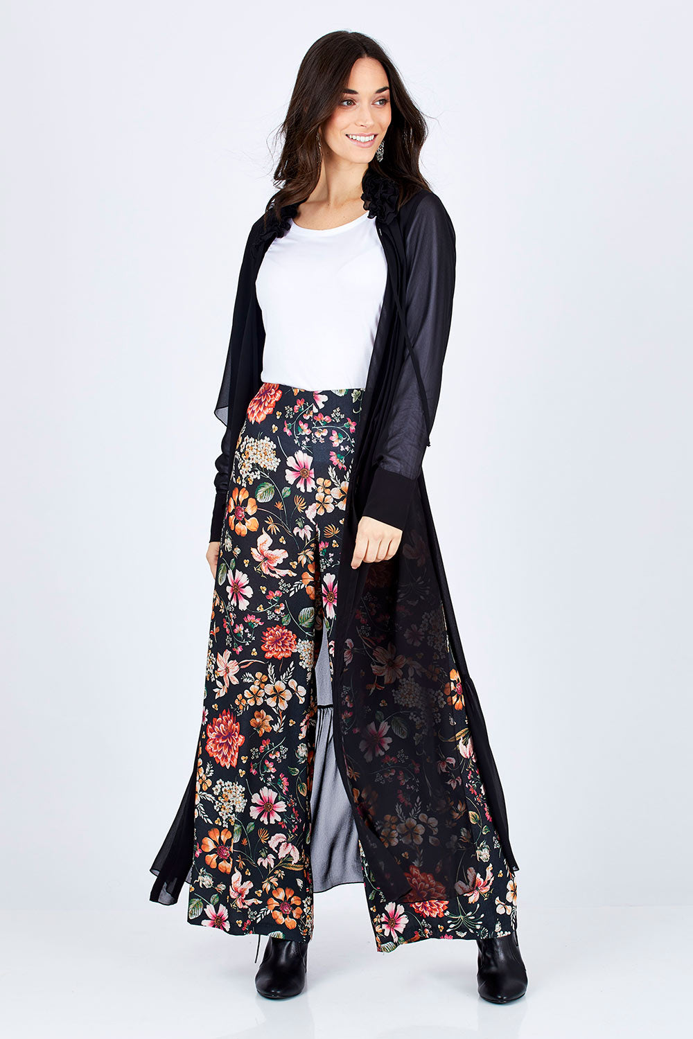 Model Georgia wearing size 10 of the Breezing Along Duster in colour Black (Black), from the front, showing the whole outfit