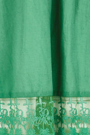 Product shot of the Spring Day Throw – Green in colour Green, showing detail
