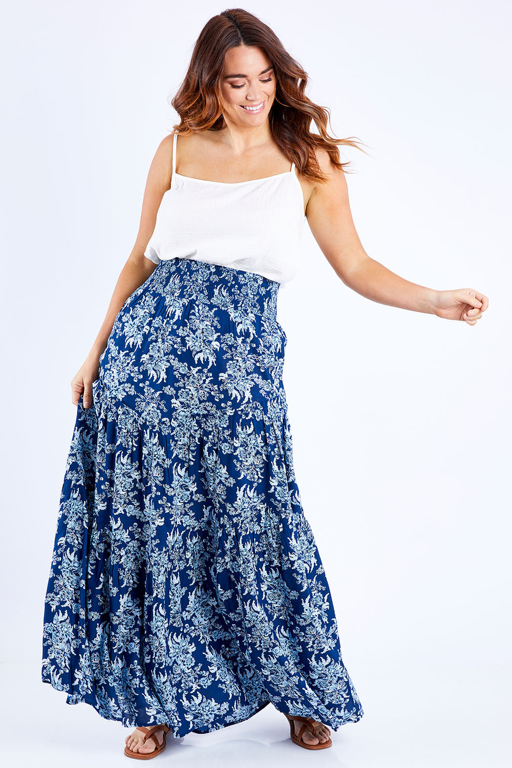 Model Laura wearing size 14 of the Skirting Around The Garden Skirt in colour Bluefleur (Blue), from the front, showing the whole outfit