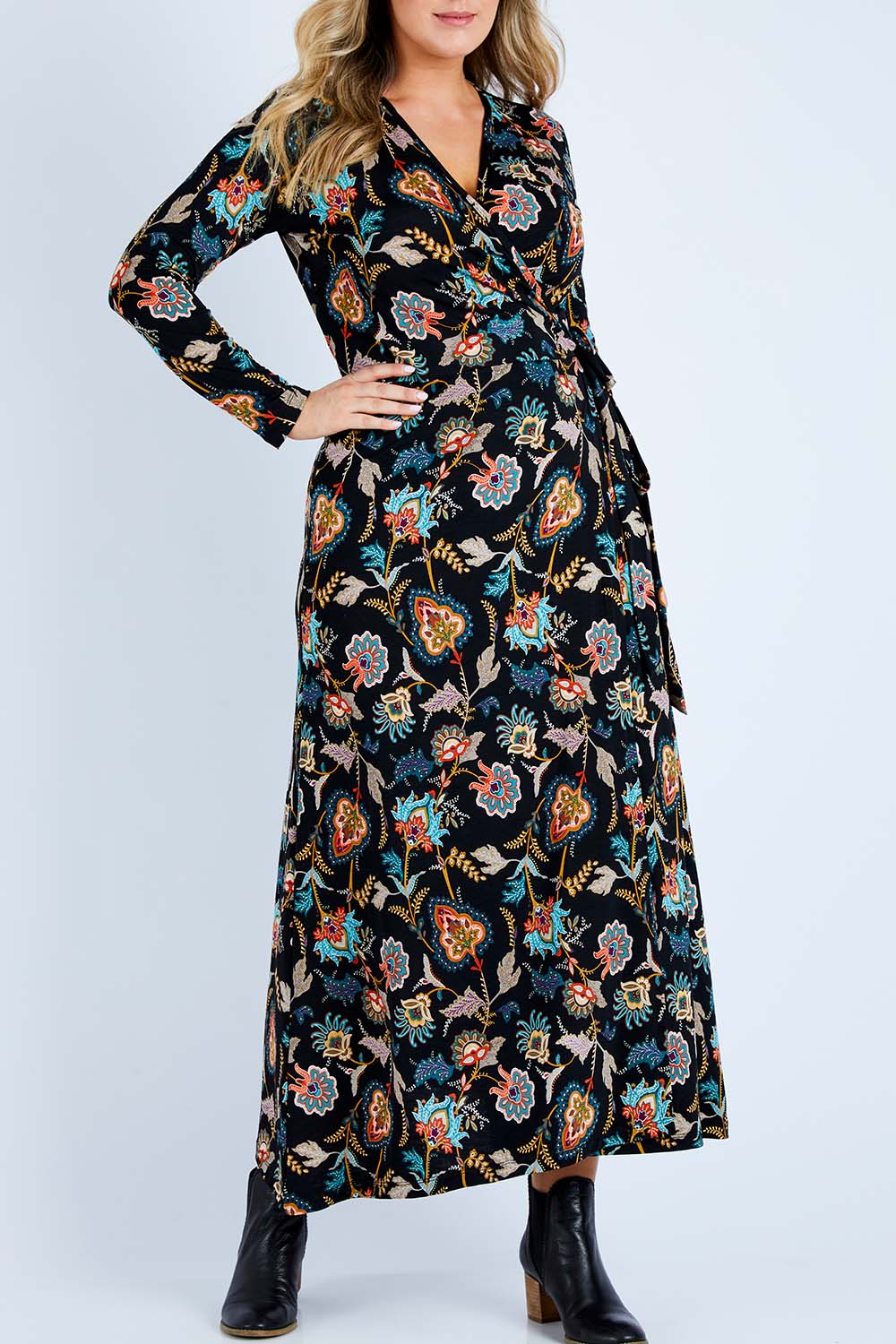 Model Jess wearing size 14 of the Life Is Beautiful Wrap Maxi Dress in colour Blkfleur (Black), from the front, cropped image