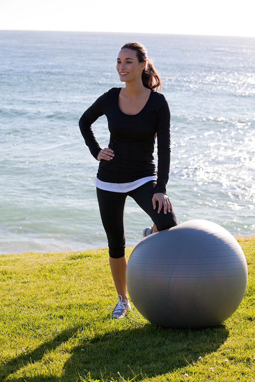 A model wearing size S of the Long Sleeve Tee in colour Black (Black), from the front, showing the whole outfit