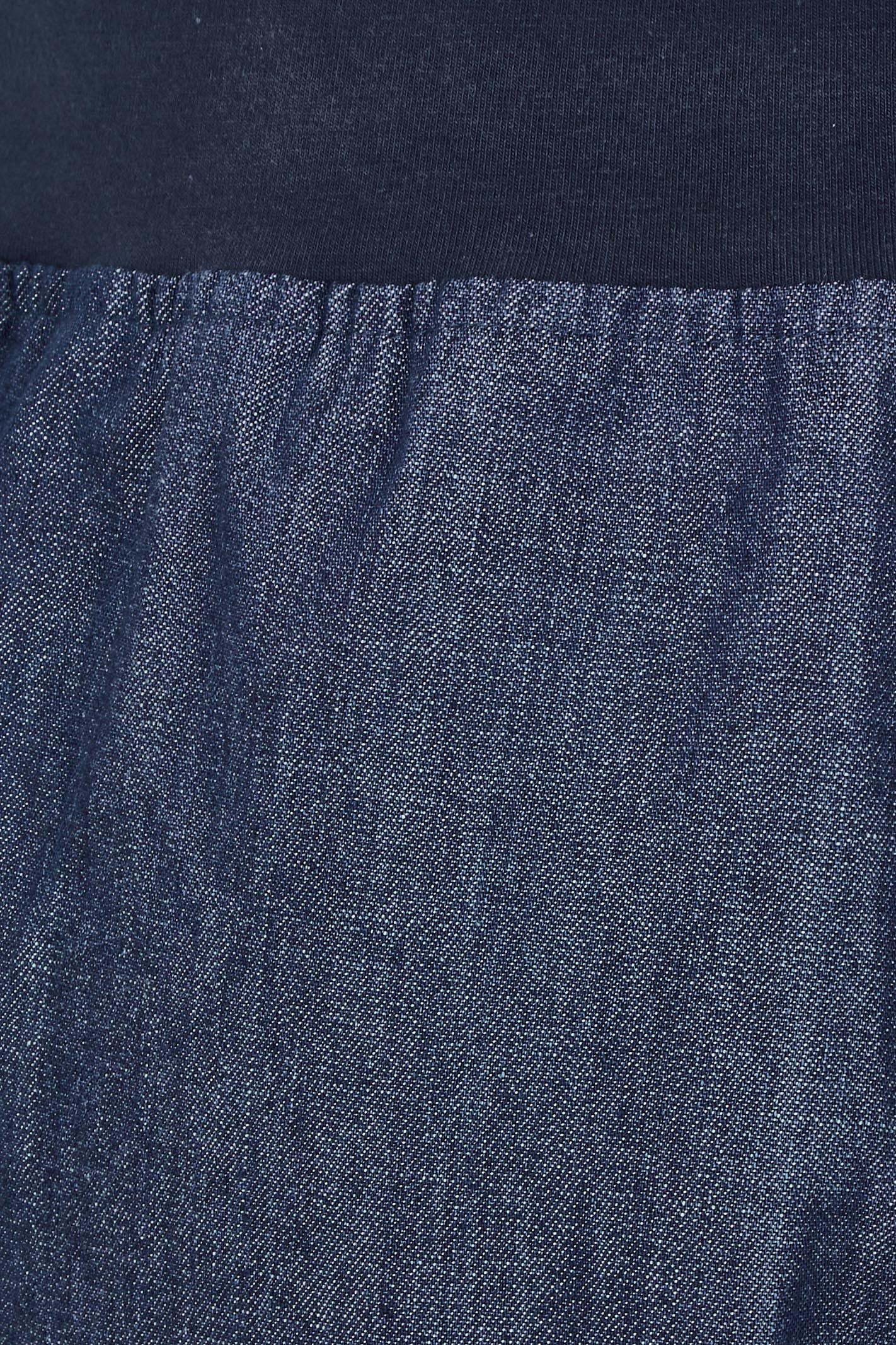 Product shot of the Ria Denim Pant in colour Darkdenim (Blue), detail