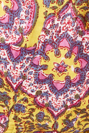 Product shot of the Guru Pant in colour Amaira, detail