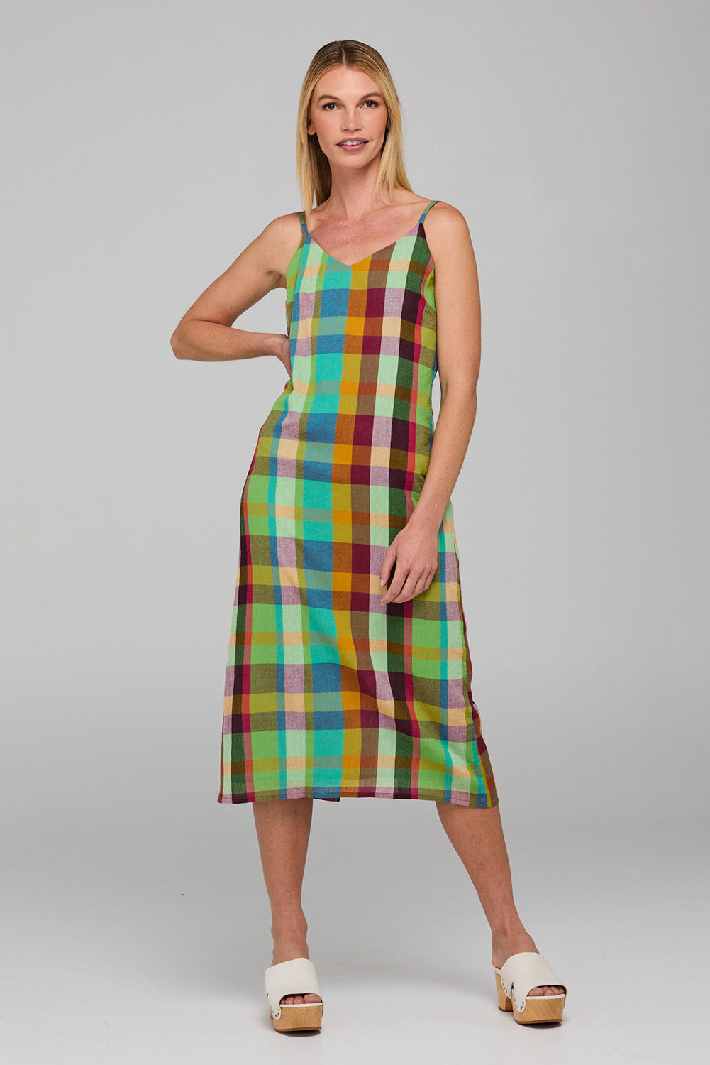 A model wearing the Ophelia Cotton Dress in colour Isabella, from the front, showing the whole outfit