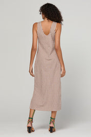 Model Genericm wearing size sample of the Sutora Dress – Cocoa in colour Cocoa, from the front
