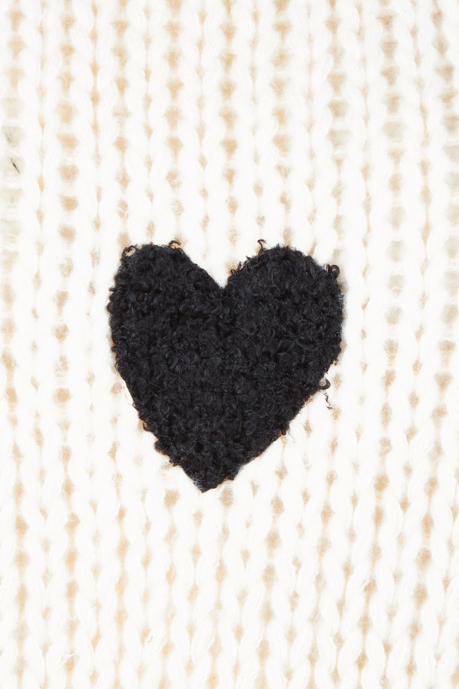 Product shot of the Heart On My Sleeve Knit in colour Offwhite (White), detail