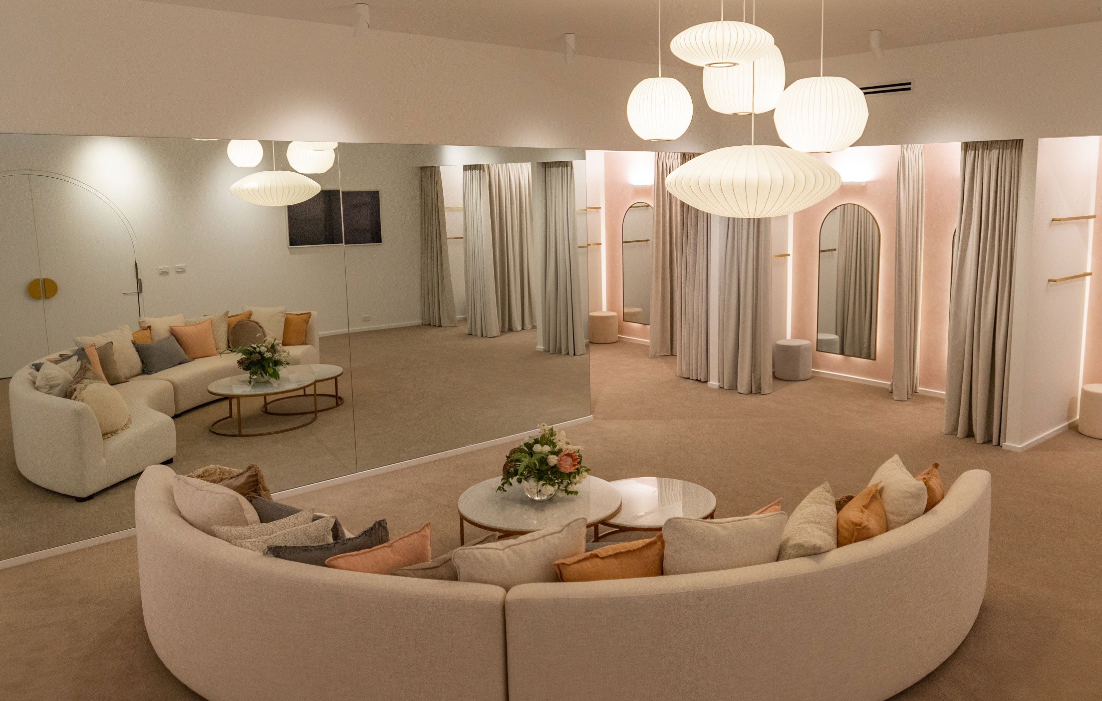 Birdsnest-cooma-nest-lounge-experience-1_d3384b9d-0b5f-4c1d-ad8c-d6a3e9b0207c.jpg