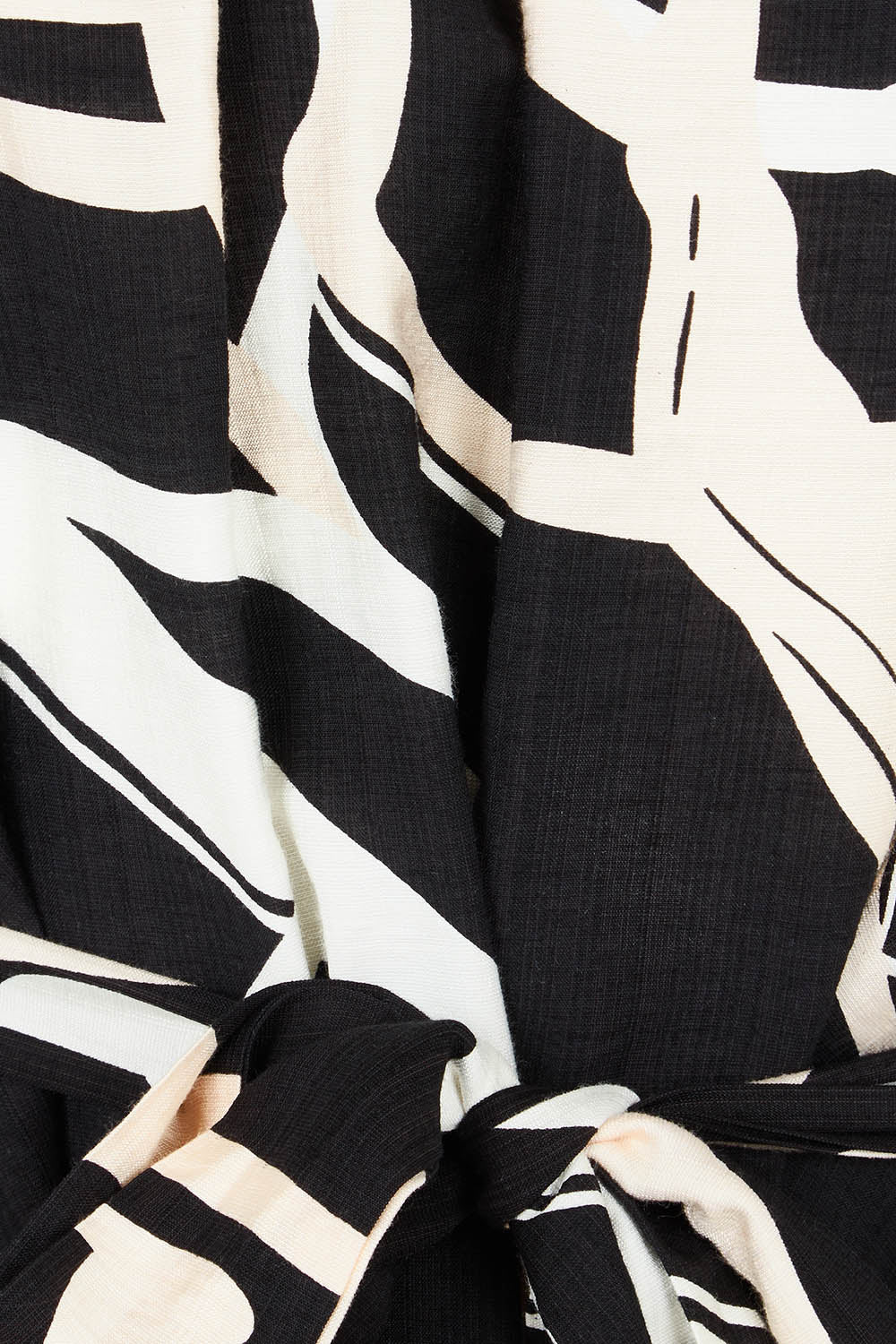 Product shot of the Matisse Top in colour Black (Black), detail