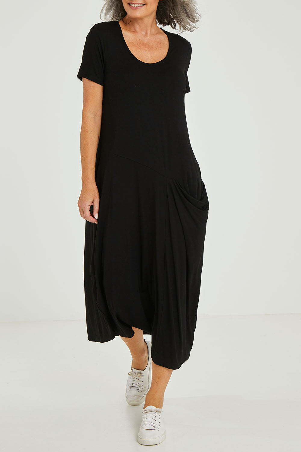 Model Luisa wearing size 10 of the Summer Cotton Blend Pocket Dress in colour Black (Black), from the front, cropped image