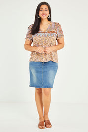 Model Terri-Leigh wearing size 14 of the Summer Top in colour Toffee, from the front, showing the whole outfit