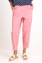 Model Madelinec wearing size 10 of the Cotton Linen Comfort Pant – Cinnamon in colour Cinnamon, in a cropped view