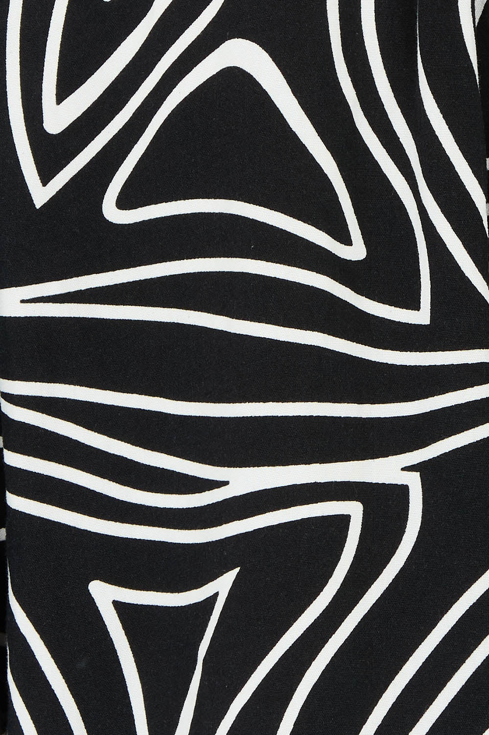 Product shot of the Black And White Button Up Shirt in colour Blackwhite (Black), detail