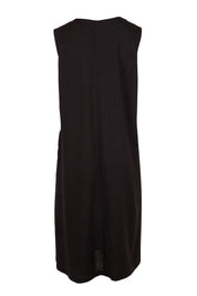 Product shot of the Linen Shift Dress – Black in colour Black, from the back