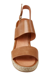 Product shot of the Pama Leather Wedge in colour Tan, detail