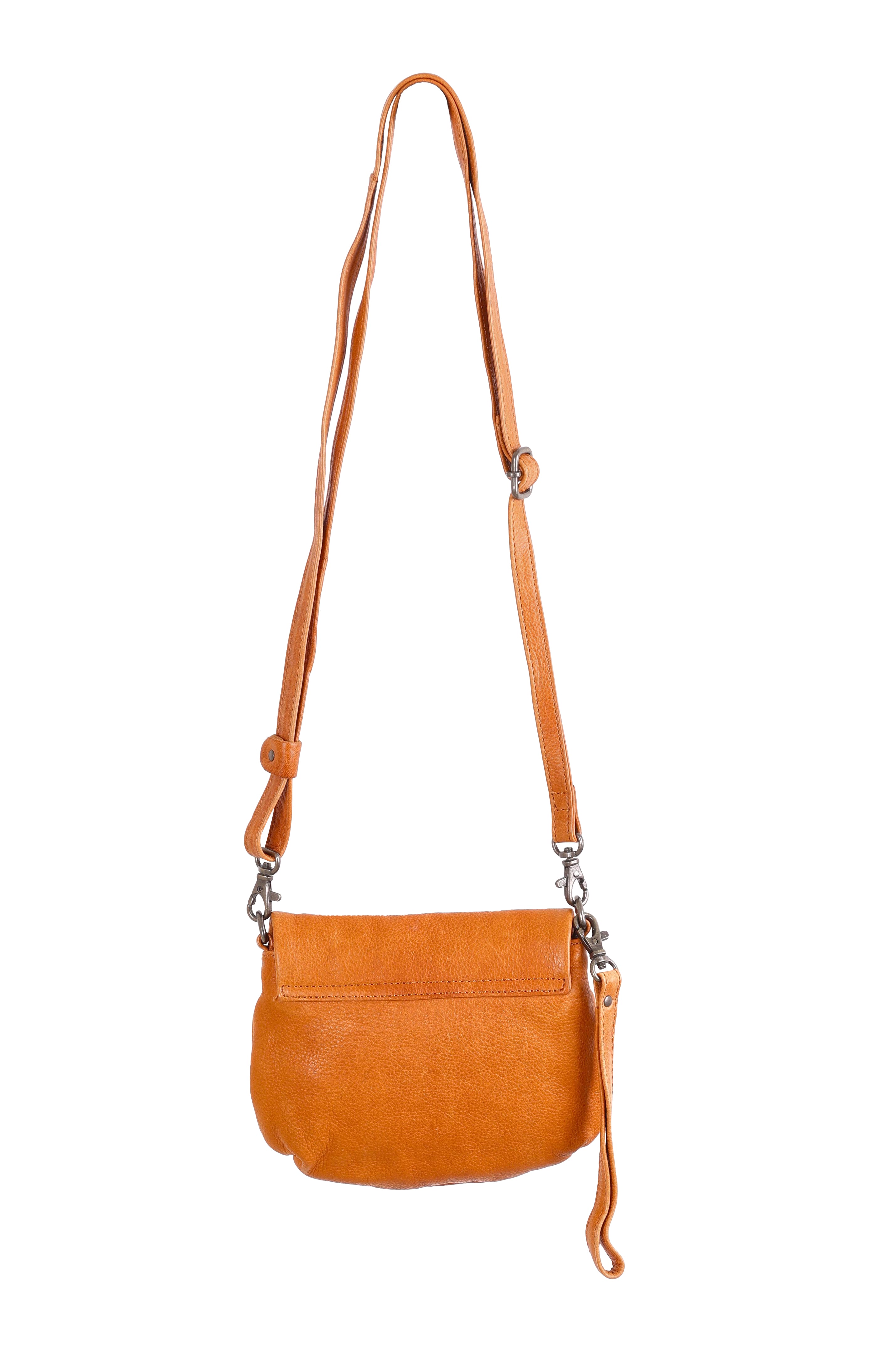 Product shot of the Zoe Leather Clutch Bag in colour Tan, from the back