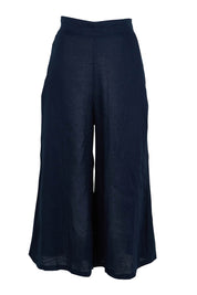 Product shot of the Studio Crop Pant in colour Navy (Blue), from the front
