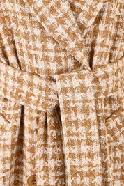 Product shot of the Aman Coat in colour Tobacco, detail