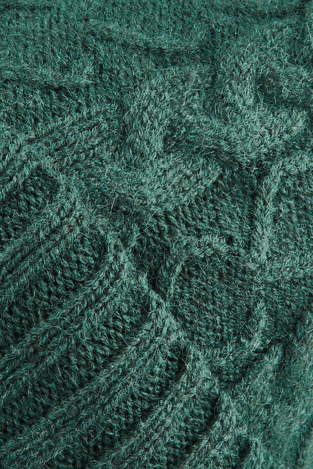 Product shot of the Horizon Beanie in colour Hunter (Green), detail