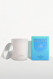 Product shot of the Mini Madison Candle - Lotusflower in colour Lotusflower, from the front