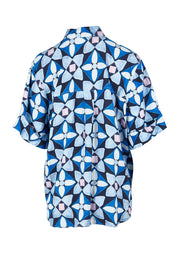 Product shot of the Painted Tile Linen Blend Shirt in colour Geoprint (Blue), from the back