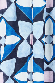 Product shot of the Painted Tile Linen Blend Shirt in colour Geoprint (Blue), detail