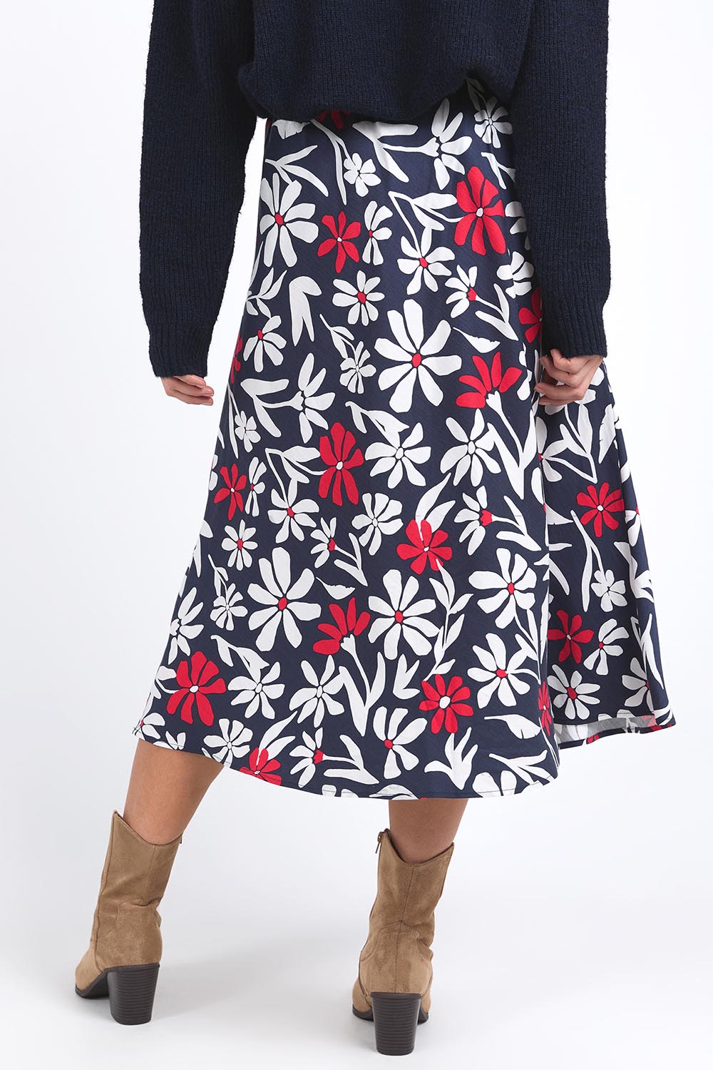 A model wearing the Indie Floral Lyocell Linen Skirt in colour Indieprint, from the back