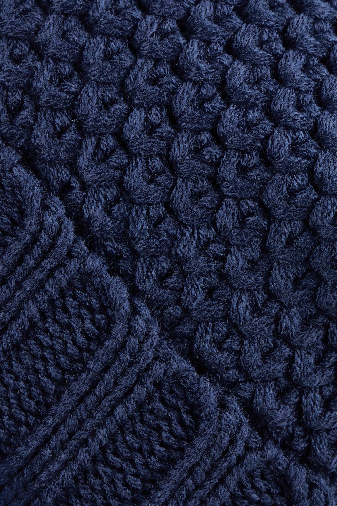 Product shot of the Berry Beanie in colour Navy (Blue), detail