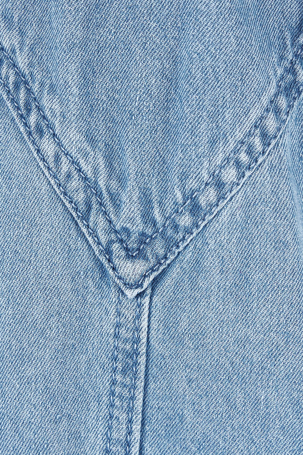 Product shot of the Maltilda Short Denim Overalls in colour Midblue (Blue), detail