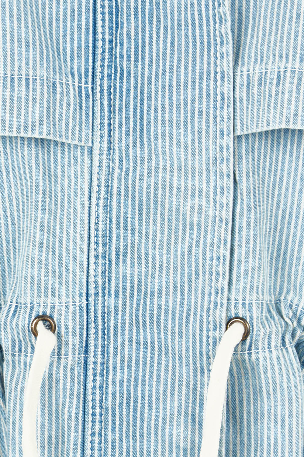 Product shot of the Bennett Denim Parker in colour Bluewhite (Blue), detail