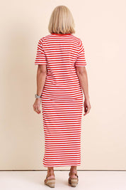 Model Sandys wearing size 10 of the Fundamental Merry Cotton Tee Dress – Tangwht in colour Tangwht, from the front