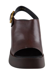Product shot of the Ariani Sandal - Chestnut in colour Chestnut, showing detail