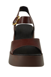 Product shot of the Ariya Leather Wedge in colour Chestnut, detail